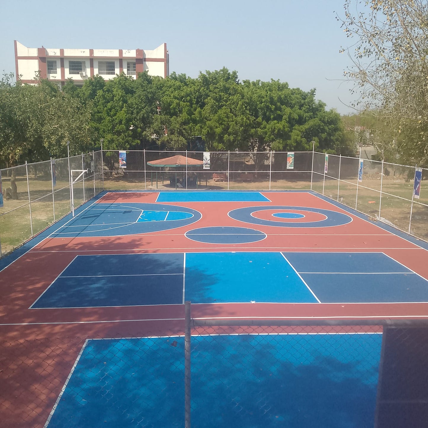 Synthetic Acrylic Sports Flooring - Durable & Weather Resistant